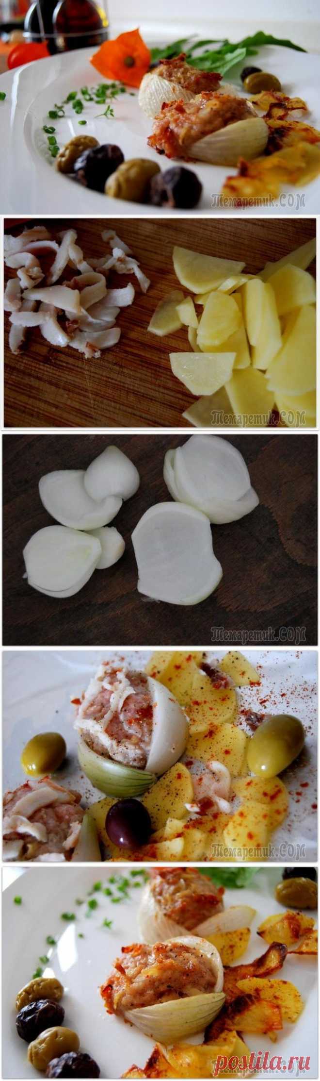 Котлеты запечённые с луком.