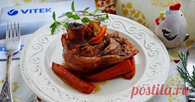 Классный рецепт - Свиная рулька в мультиварке! Свиная рулька - вкусное и сытное блюдо, которое отлично подходит для большой компании. Затраты времени - единственная сложность этой вкуснятины . Необходимо заглядывать в духовку, поливать рульку соусом, следить за температурой. Если вы использует мультиварку Vitek процесс приготовления становиться значительно проще и быстрее.