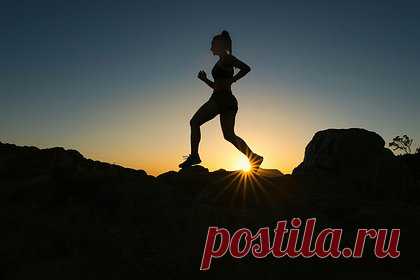 Фитнес-тренер раскрыла пять шагов для похудения к лету за два месяца. Старший тренер международной сети студий балета и растяжки LEVITA Акулина Бахтурина назвала пять шагов для похудения к лету за два месяца. Специалист призвала соблюдать принципы постепенности и комплексности. Также Бахтурина отметила, что не стоит зацикливаться на одинаковых упражнениях и питании.