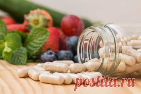 Самые витамины для женщин в различных обстоятельствах Одна из самых острых проблем на сегодня – это слабая энергетика желудка, селезенки (важнейший орган, который помогает распространять энергию нутриентов из пищи по нашему телу с т.з. ТКМ, поддерживает гормоны, в частности, щитовидную железу) и «ленивый» кишечник. И это очень здорово влияет на процесс усвоения нутриентов из пищи, которые необходимы для нашей красоты и здоровья гормональной системы (а она, как вы знаете, н...