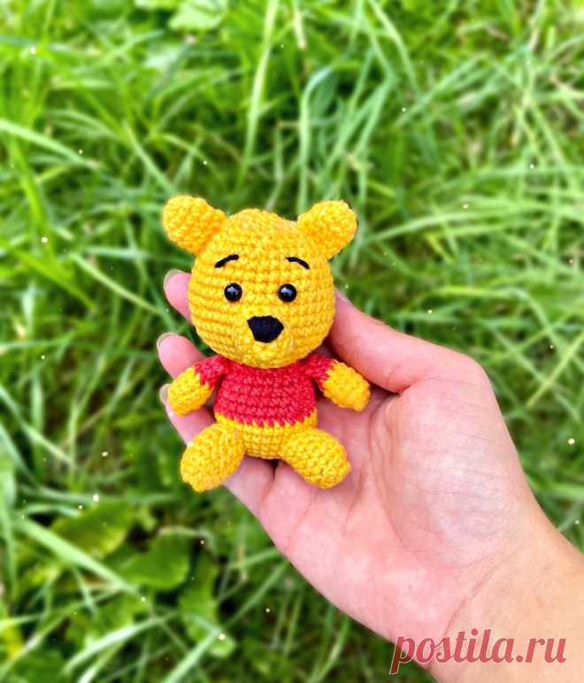 PDF Винни Пух крючком. FREE crochet pattern; Аmigurumi animal patterns. Амигуруми схемы и описания на русском. Вязаные игрушки и поделки своими руками #amimore - Винни Пух, Winnie the Pooh, медведь, маленький медвежонок, мишка, Дисней.