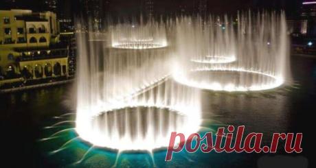 Фонтан в Дубае под песню Уитни Хьюстон. От такой красоты дух захватывает! Красота, созданная руками человека! Как звучит песня «I Will Always Love You» в сочетании с фонтаном просто поразило меня! Это завораживает, настолько волшебно, потрясающе и бесподобный голос Уитни Хь