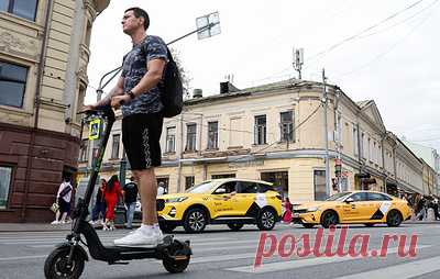 В России за полгода произошло более 1,8 тыс. ДТП с электросамокатами. В информационно-аналитическом обзоре МВД РФ о дорожно-транспортной аварийности отмечается, что пострадали более 1,9 тыс. человек