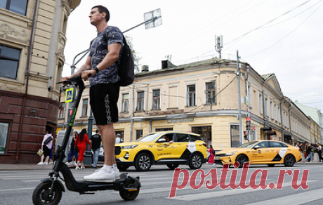 В России за полгода произошло более 1,8 тыс. ДТП с электросамокатами. В информационно-аналитическом обзоре МВД РФ о дорожно-транспортной аварийности отмечается, что пострадали более 1,9 тыс. человек