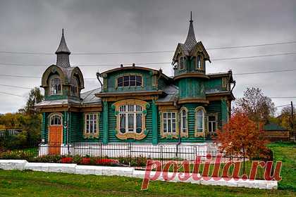 Для двух исторических российских городов разработают программу развития туризма. Для двух российских городов во Владимирской области разработают программу развития туризма — позже они войдут в туристическую маршрутную сеть региона. Так, в Муроме и Гороховце появятся инженерная и дорожная инфраструктура, новое уличное освещение, инста-точки, ресторанная сеть, указатели и информационные таблички.