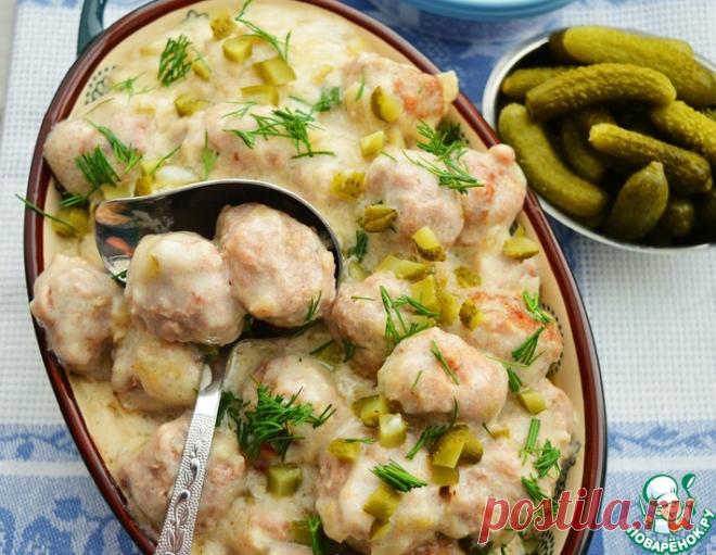 Фрикадельки в сливочном соусе с корнишонами – кулинарный рецепт