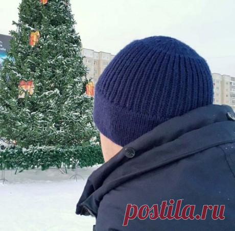Мужская шапка - бини спицами наоборот