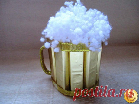 Пивная кружка из конфет