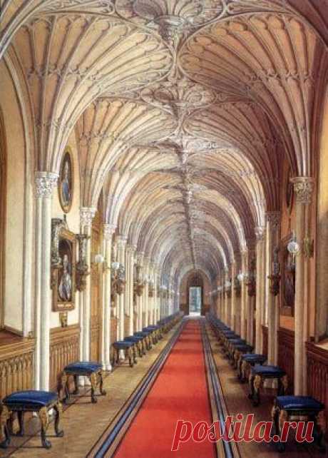 Dessin de la Galerie Gothique - Gatchina - Grand Palais Carré de l'Arsenal  |  Pinterest • Всемирный каталог идей