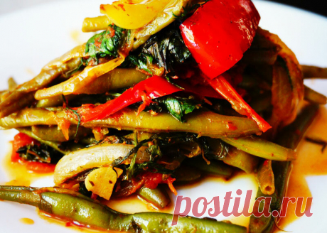 Овощи с баклажанами по-болгарски впрок (гювеч). Вкус лета в одной банке | Еда без труда | Яндекс Дзен