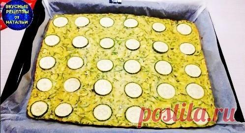 Вкусный Кабачковый рулет.Закусочный Рулет из  самых простых продуктов. Закусочный рулет из кабачков будет украшением любого праздничного стола.От такого рулета вы точно не поравитесь.Готовится из самых простых продуктов,а получается очень вкусно.Рецепт вкусного рулета очень легкий.ИНГРЕДИЕНТЫ:Кабачки – 400 - 450 грСоль – 0,5 ч.лЯйца – 3 штЙогурт – 1...