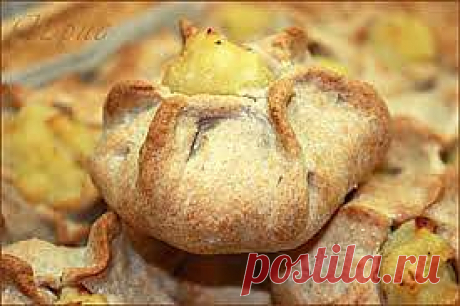Колядки из ржаной муки с беконом и картофелем