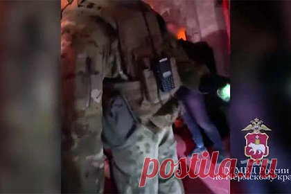 Работавший в ночном клубе российского города бордель попал на видео