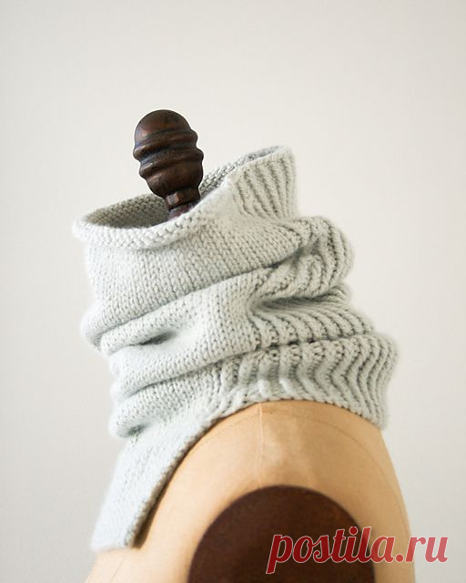 Ravelry: Structured Alpaca Cowl pattern by Purl Soho