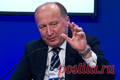 Процесс вступления Украины в ЕС сравнили с восхождением на Эверест. Депутат Европарламента, бывший премьер-министр Литвы Андрюс Кубилюс сравнил процесс вступления Украины в Европейский союз (ЕС) и заявил, что республике следует уделить внимание вопросу экономической интеграции в единый рынок ЕС. После этого, пояснил он, страна приблизится к полноценному членству в Евросоюзе.