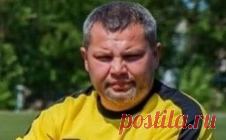В Ачинске во время футбольного матча умер судья. Артур Иксанов скончался на 46-м году жизни