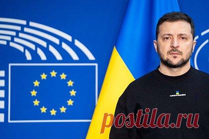 Премьер Люксембурга Беттель использовал неприличный жест в отношении Зеленского. Что он означал?. Премьер Люксембурга Ксавье Беттель велел украинскому президенту Владимиру Зеленскому замолчать, использовав унизительный жест рукой. После непродолжительной беседы Беттель сделал в отношении Зеленского характерный жест рукой, намекая, вероятно, на излишнюю разговорчивость украинского политика.