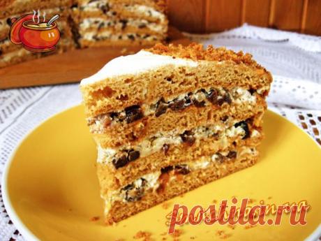 Медовый торт с черносливом - Простые рецепты Овкусе.ру