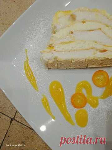 Торт с меренгой, кремом маскарпоне и заварным лимонным кремом