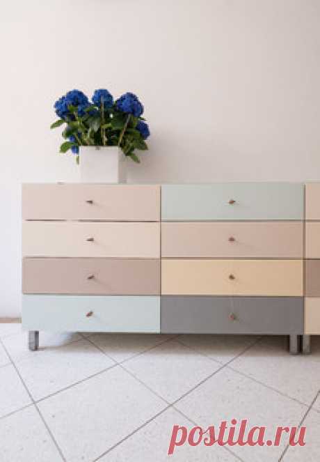 Икеа в интерьере квартиры: реальные фото, 28 идей — декор комода Икеа, мебель Икеа в интерьере спальни