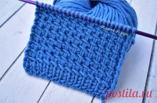 Интересный плетёный узор спицами. / knittingideas.ru