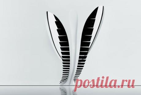 Футуристическая лестница в Берлине Фото: Ralf Wendrich, Германия.
Если вы желаете преуспеть, вы должны искать новые пути, а не ходить по истоптанным дорогам достигнутого успеха (Джон Девисон Рокфеллер).