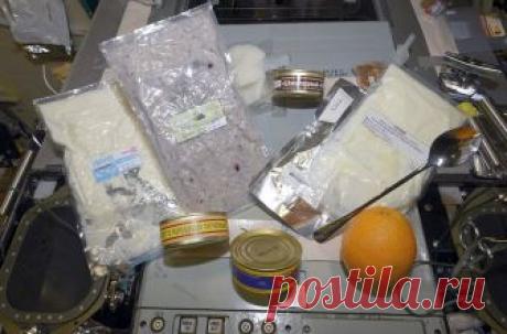 Российские космонавты на МКС меняют у американцев творог на…