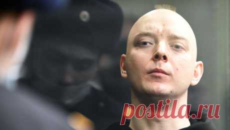 В ФСБ обвинили журналиста Сафронова в раскрытии данных ГРУ. Заместитель начальника 1-го отдела Следственного управления ФСБ России Александр Чабан обвинил бывшего советника главы &quot;Роскосмоса&quot; и журналиста &quot;Коммерсантъ&quot; Ивана Сафронова в передаче гражданину Чехии Мартину Ларышу ...