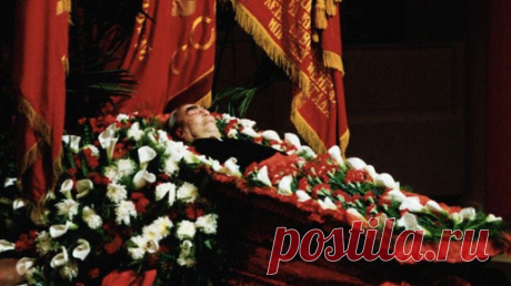Почему Брежневу «реставрировали» лицо после смерти — версии, слухи и факты | След Истории | Дзен