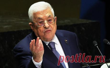 Палестинская оппозиция обвинила Аббаса в попытках узурпировать власть. Лидер Палестинской национальной инициативы, позиционирующей себя как «третья сила» между ХАМАС и ФАТХ, призвал к формированию временного правительства национального единства на всех палестинских территориях