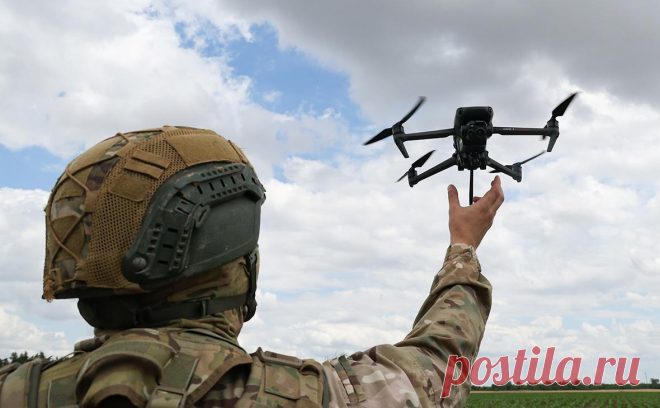 Дума рассмотрит закон об отправке подсудимых на военную операцию. Госдума в среду рассмотрит законопроекты о прекращении уголовного преследования подсудимых, которые направлены на военную операцию. Что поменяет законопроект — разбирался РБК