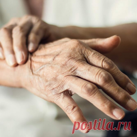 Омолаживаем руки: как избавиться от сухости, трещин и цыпок. Советую бюджетные средства | beauty viewer | Яндекс Дзен