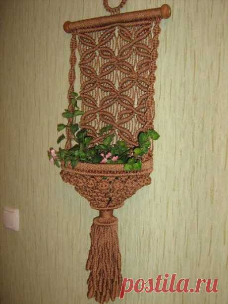 настенное кашпо для цветов