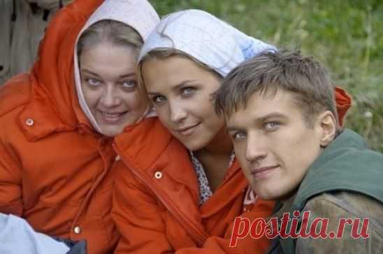 Анатолий Руденко с мамой и женой