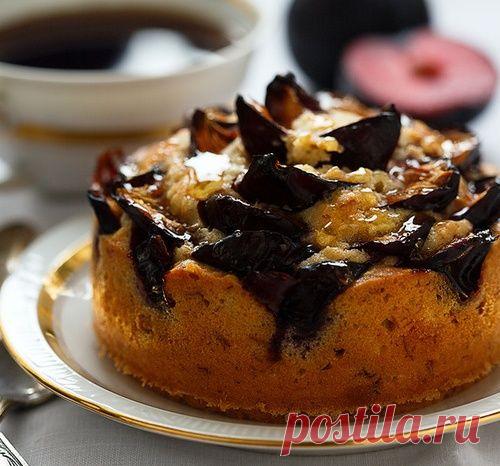 СЛИВОВЫЙ КЕКС С МЕДОМ