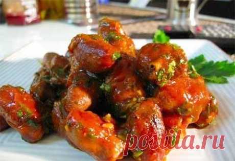 Куриные сердечки в томатном соусе