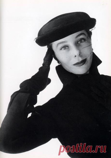 Bettina in veiled hat, 1952