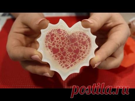 МЫЛО СВОИМИ РУКАМИ! Как сделать мыло с картинкой (фото). Soap with picture (photo)
Начинаем готовить подарки к дню св. Валентина! Сегодня мы научимся делать мыло с картинкой в форме сердечка. Такое мыло станет оригинальным подарком вашим любимым и близким.