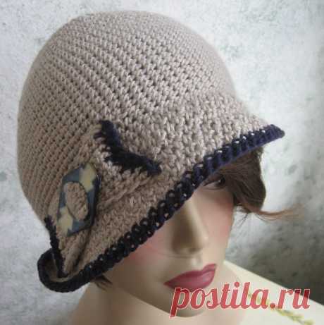 flapper-hat-with-bow-cloche-crochet-pattern.jpg (570×571)