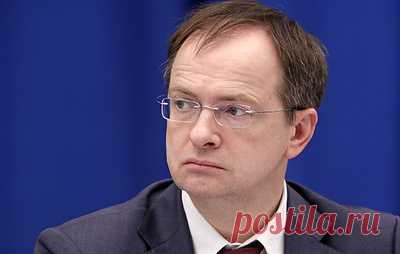Мединский: мирный договор с Украиной мог быть подписан 28 февраля 2022 года. Это могло произойти, если бы Киев сам за себя принимал решения, заявил глава российской делегации на переговорах с украинской стороной