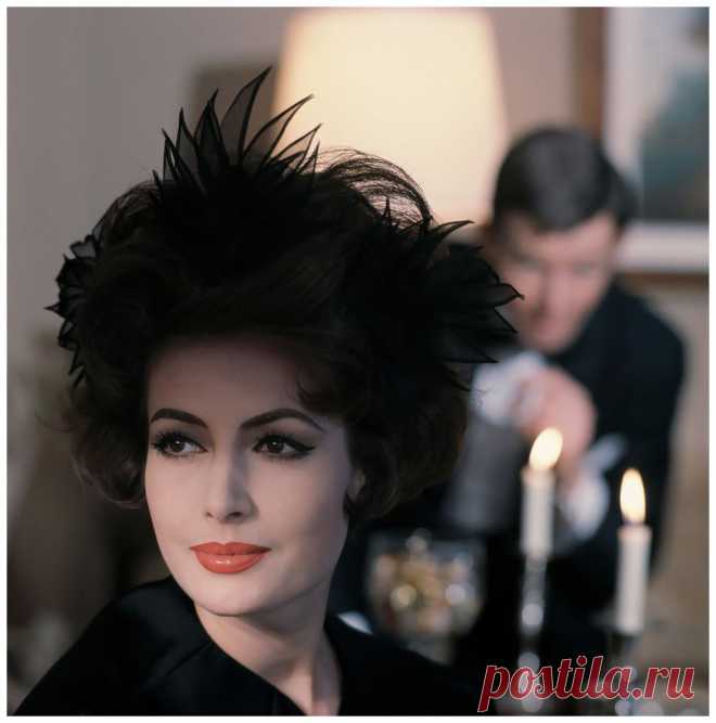 Beautiful German model Gitta Schilling, photo by F.C. Gundlach, Hamburg 1962