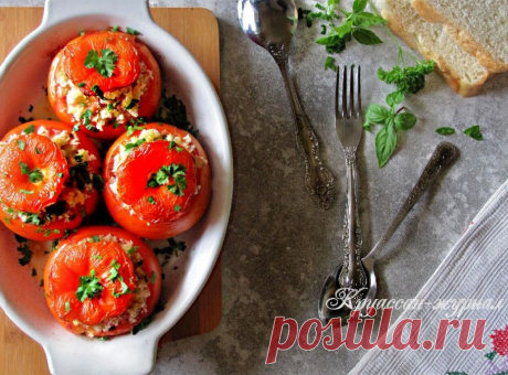 Пошаговый рецепт с фото: запеченные помидоры, фаршированные свиными сардельками, чесноком и горчицей.