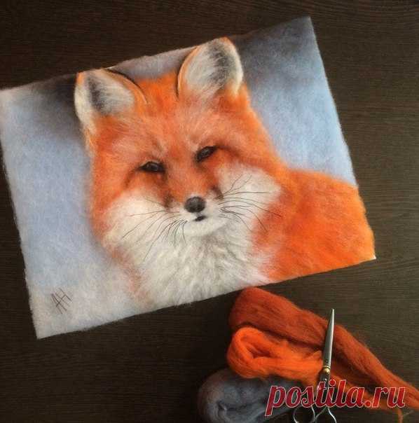 Рыжая лисичка шерстью