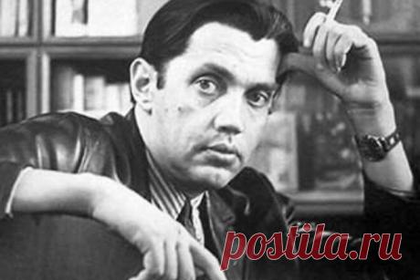 3 самых грустных стихотворения Роберта Рождественского: в самое сердце, на поражение | Книжная гавань | Яндекс Дзен