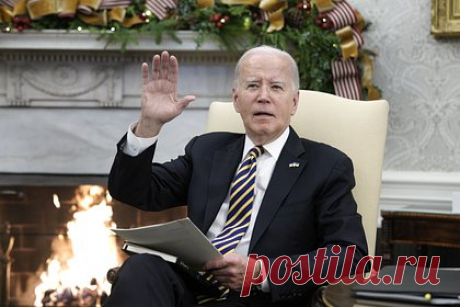 В Конгрессе одобрили расследование с целью дальнейшего импичмента Байдена. Комитет по регламенту Палаты представителей Конгресса поддержал резолюцию, которая предписывает дальнейшее проведение расследования по делу об импичменте в отношении президента США Джо Байдена.