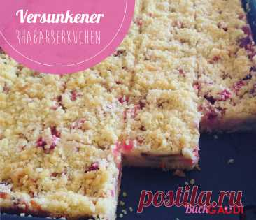 Rhabarberkuchen mit Streusel vom Blech - BackGAUDI
