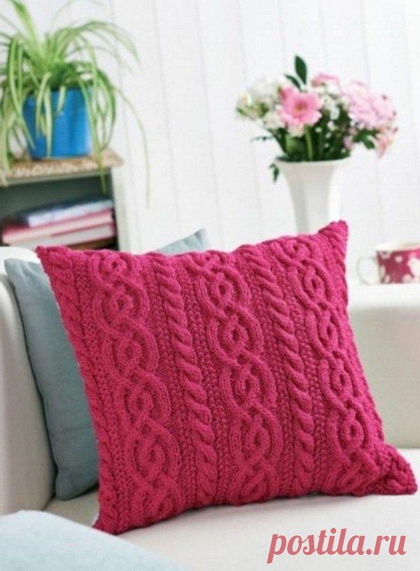 «knitted pillow various dark colors beautiful decoration» — карточка пользователя Alena в Яндекс.Коллекциях