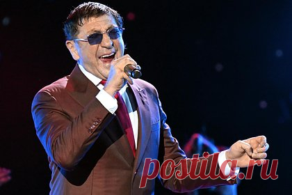 Лепсу предложили изменить строчки его хита на «Я уеду жить в Суздаль»