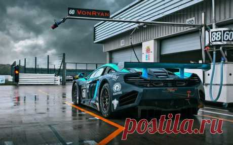 McLaren MP4-12C GT3 / Только машины