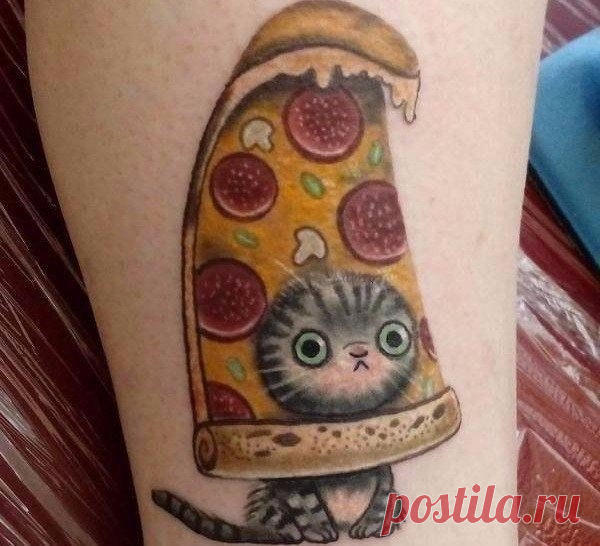 - Какую тату бить будем? - Я даже не знаю... Я котиков люблю... Пиццу там... - Ни слова больше!